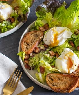 Dijon Zeytinyağlı Klasik Lyonnaise Salatası