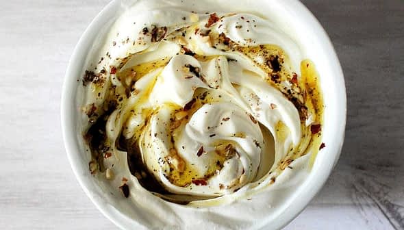 Labneh mit Za'atar Spiced Olive Oil