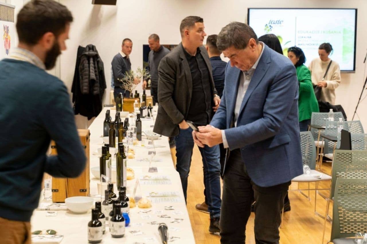 trade-events-sibenik-event-highlights-premiados-dálmatas-productores-olive-oil-times