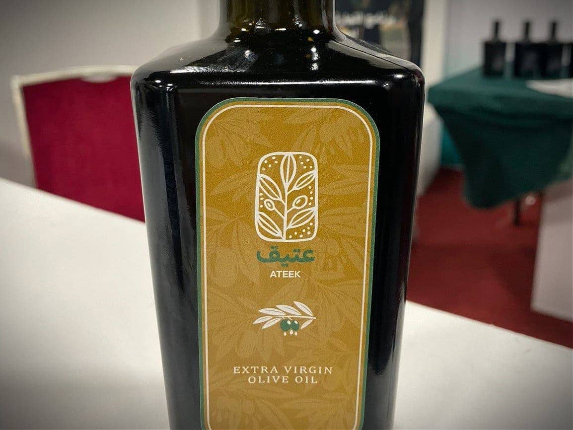 afrika-naher-osten-briefsorten-business-olivenölmarke-in-jordanien-nutzt-den-wert-in-der-geschichte-olivenolzeiten